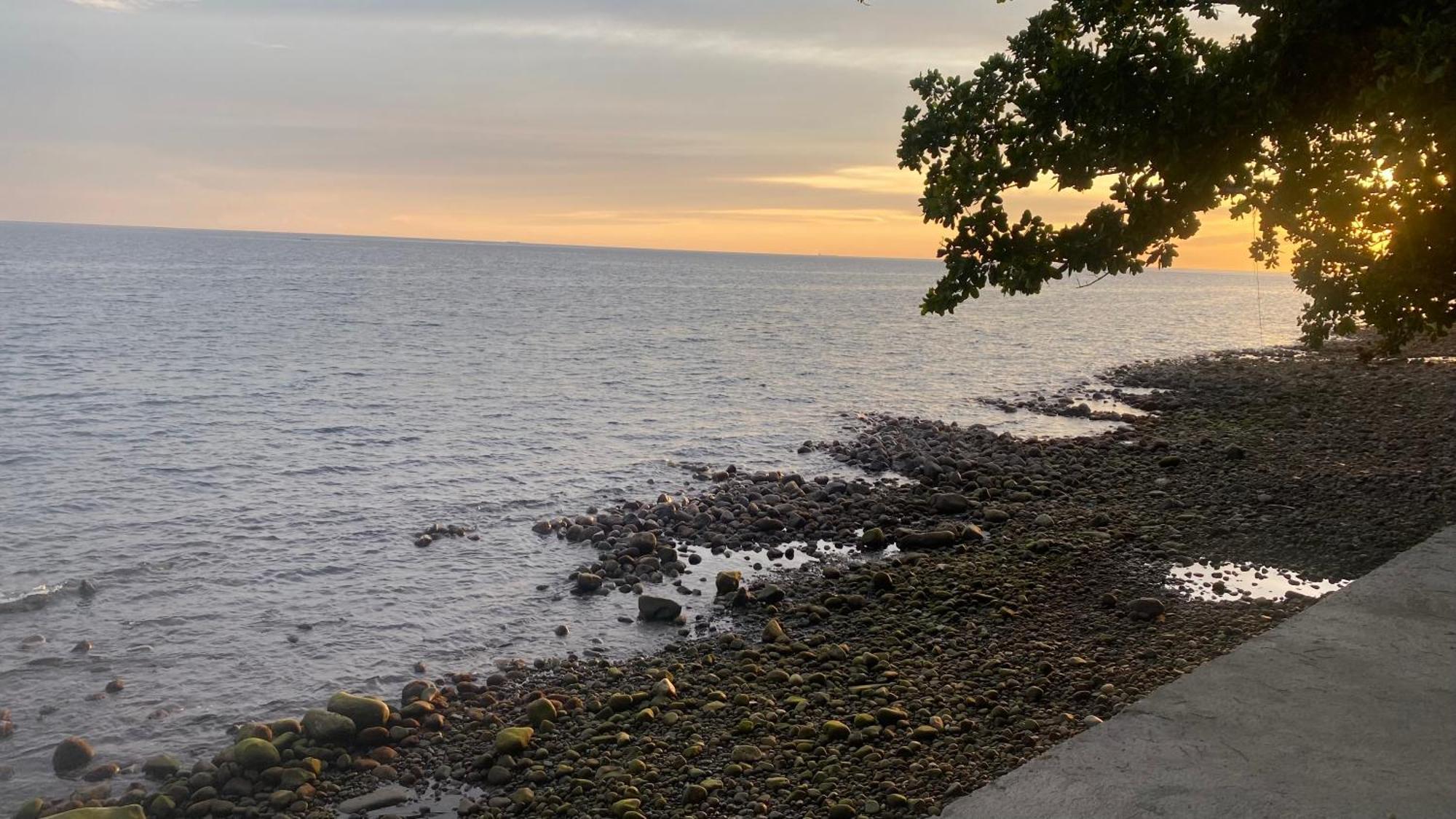 Seaside Traveler'S Inn By Camiguin Island Home Catarman  Екстериор снимка